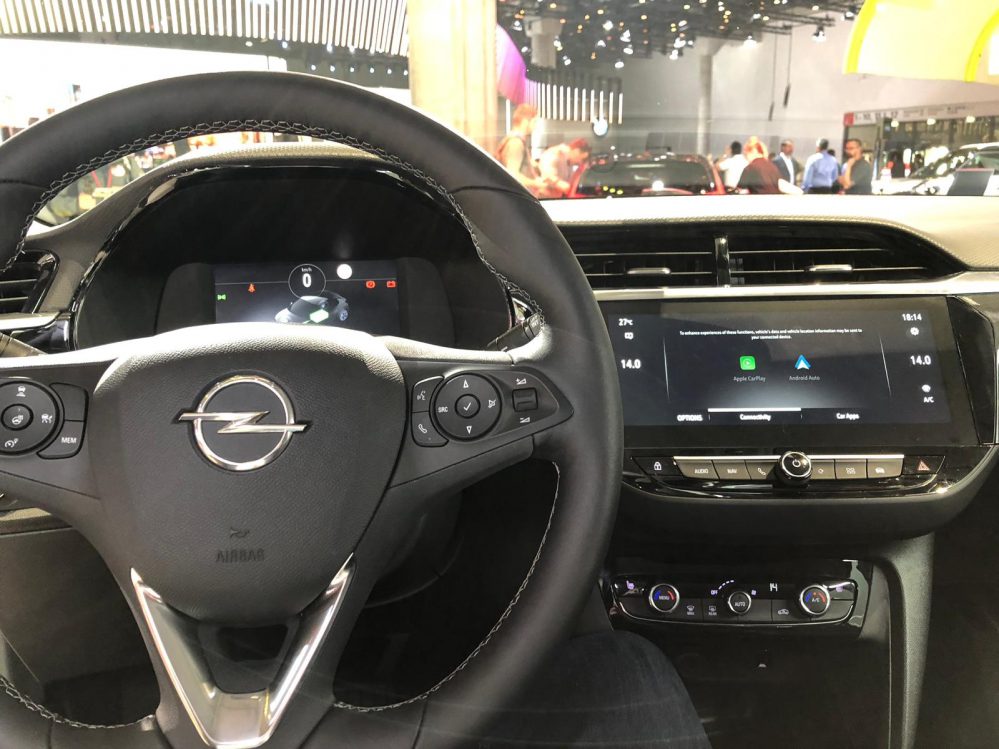 Opel Corsa-e: Innenraum und Ausstattungslinien, Test, Eigenschaften &  Preise